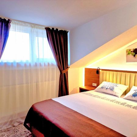 Stay Inn Rediu Valea Lupului  Luaran gambar