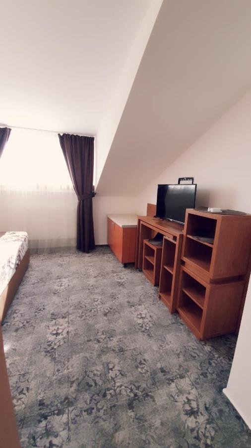 Stay Inn Rediu Valea Lupului  Luaran gambar