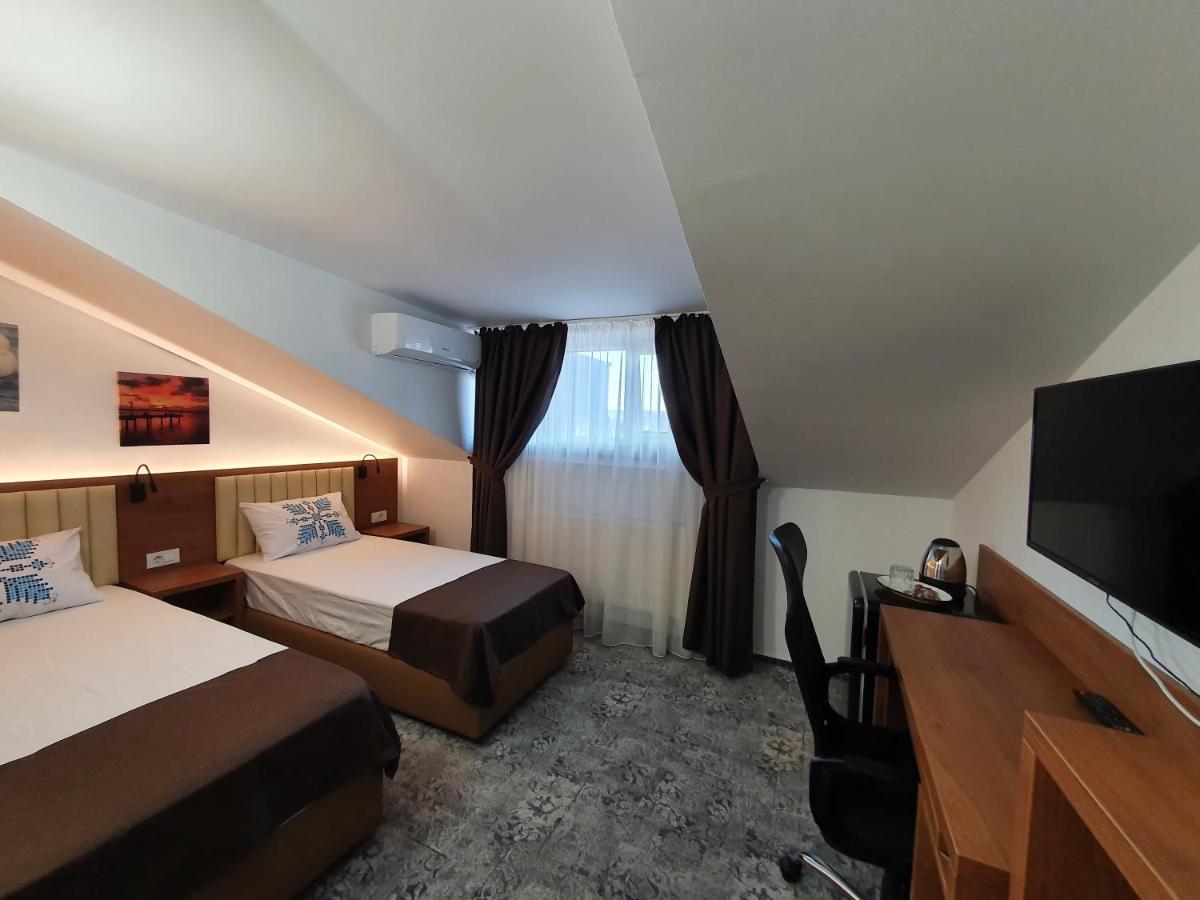 Stay Inn Rediu Valea Lupului  Luaran gambar
