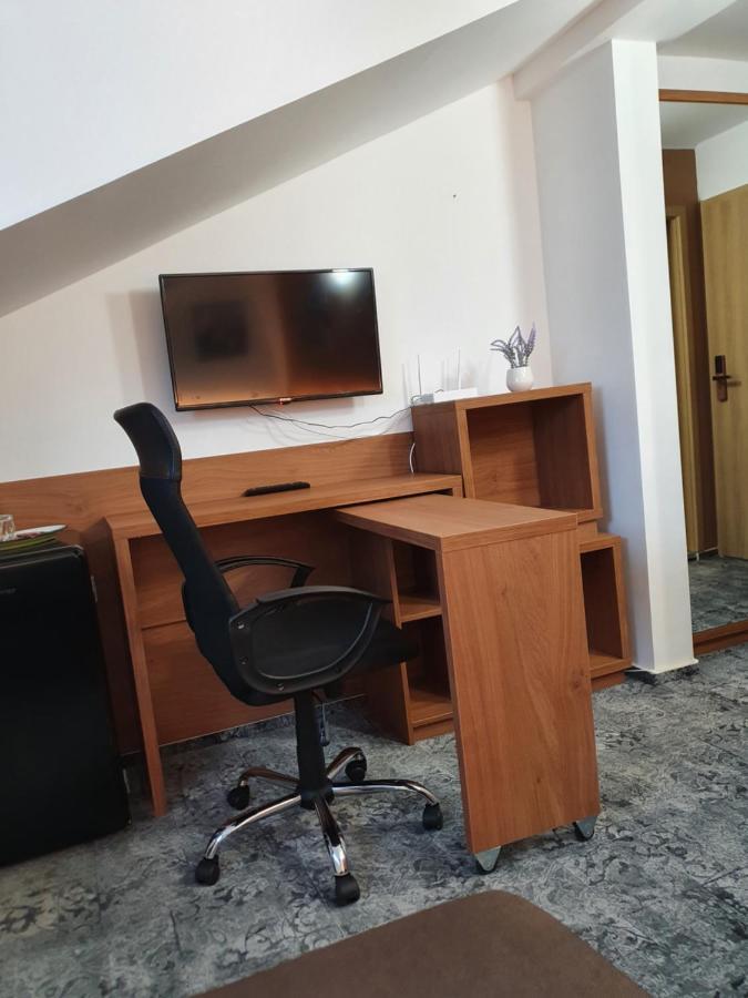 Stay Inn Rediu Valea Lupului  Luaran gambar