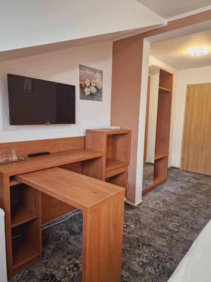Stay Inn Rediu Valea Lupului  Luaran gambar